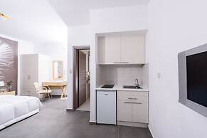 Angela Studios & Apartments