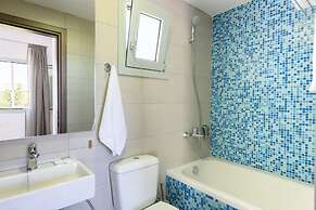 Angela Studios & Apartments