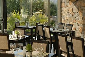 Angela Studios & Apartments