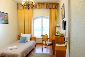 Dom Literatury Pokoje Gościnne