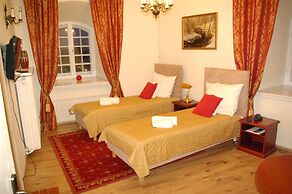 Dom Literatury Pokoje Gościnne