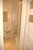 Dom Literatury Pokoje Gościnne