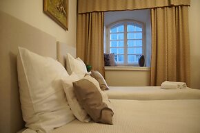 Dom Literatury Pokoje Gościnne