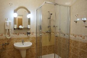 Dom Literatury Pokoje Gościnne