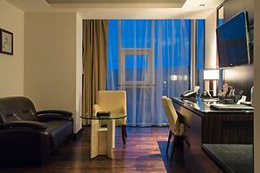 International Hotel Sayen