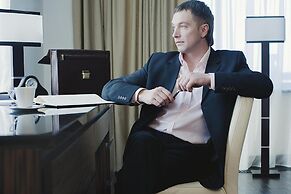 International Hotel Sayen