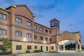 Baymont by Wyndham Cuero