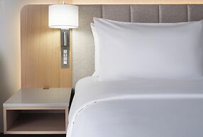 Hotel Indigo Long Island - East End by IHG