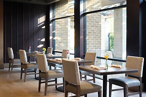 Hotel Indigo Long Island - East End by IHG