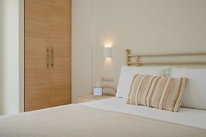 Finikas Hotel