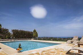 Athina Luxury Villas