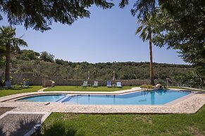 Athina Luxury Villas