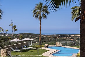 Athina Luxury Villas