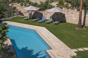 Athina Luxury Villas