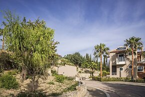 Athina Luxury Villas