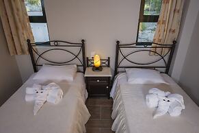 Athina Luxury Villas