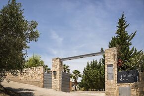 Athina Luxury Villas