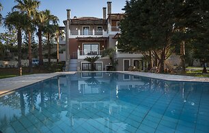 Athina Luxury Villas