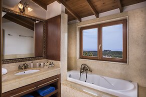 Athina Luxury Villas