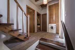 Athina Luxury Villas