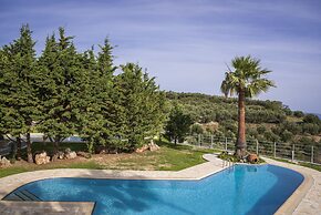 Athina Luxury Villas