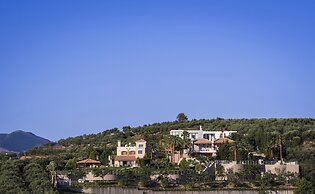 Athina Luxury Villas