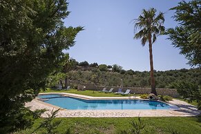 Athina Luxury Villas