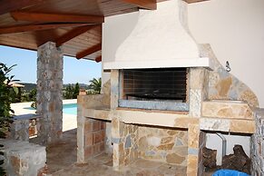 Athina Luxury Villas