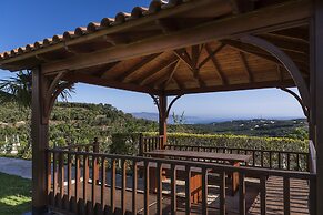 Athina Luxury Villas