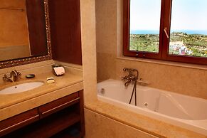 Athina Luxury Villas