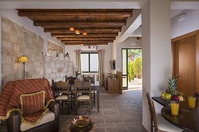 Athina Luxury Villas