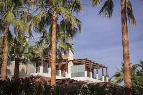 Athina Luxury Villas