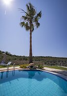 Athina Luxury Villas