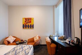 Ramada Encore by Wyndham Doha