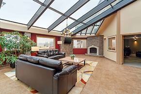 Best Western Plus Mirage Hotel & Resort