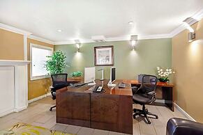 Best Western Plus Mirage Hotel & Resort