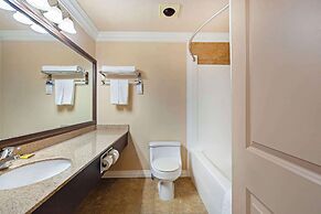 Best Western Plus Mirage Hotel & Resort