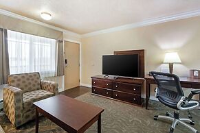 Best Western Plus Mirage Hotel & Resort