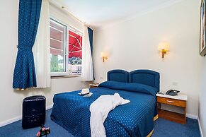 Boutique & Beach Hotel Villa Wolff