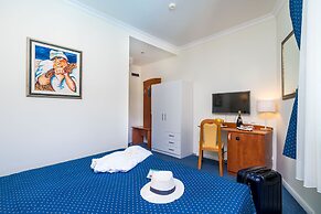 Boutique & Beach Hotel Villa Wolff