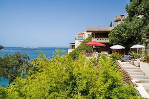 Boutique & Beach Hotel Villa Wolff