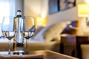 Hotel YIT Abentofail