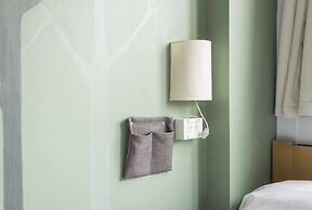 Circus Hotel & Hostel