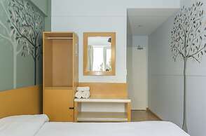 Circus Hotel & Hostel