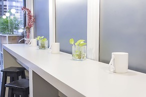 Circus Hotel & Hostel