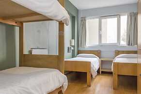 Circus Hotel & Hostel