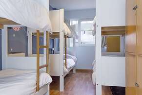 Circus Hotel & Hostel