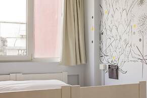 Circus Hotel & Hostel