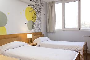 Circus Hotel & Hostel