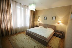 City Spring Apartments